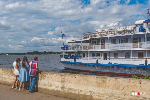 Теплоходы смогут отправляться только в рейсы продолжительностью больше суток Теплоходы смогут отправляться только в рейсы продолжительностью больше суток
