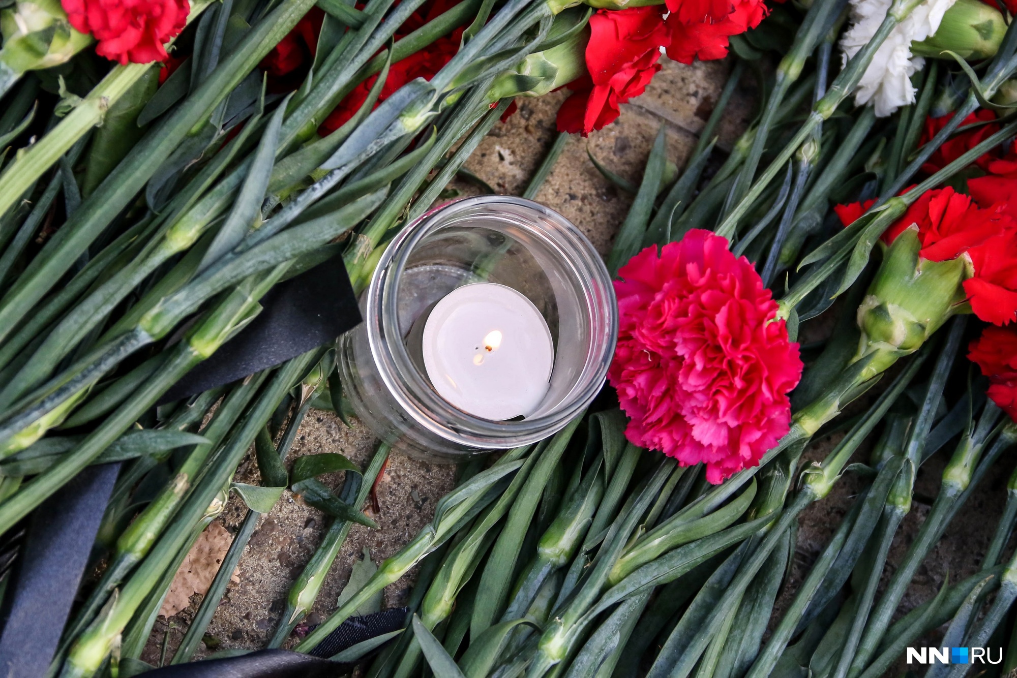 Никитин выразил соболезнования близким погибших и пострадавших в школе в Казани