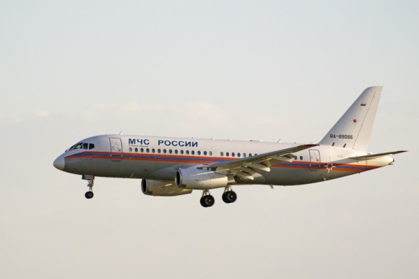 Пострадавших отвезет в Москву спецборт МЧС Пострадавших отвезет в Москву спецборт МЧС