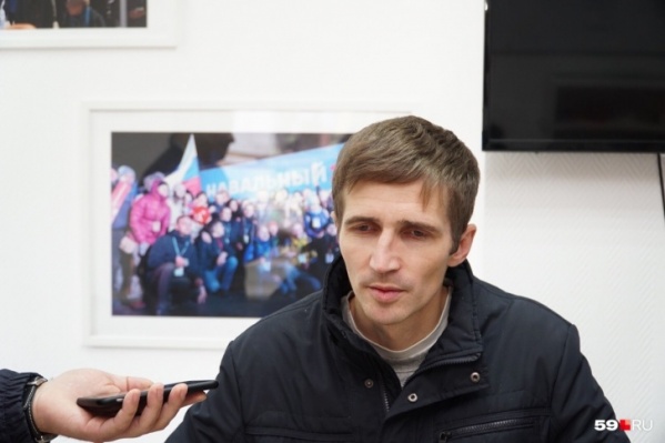 Юрий Бобров — активист пермского штаба Юрий Бобров — активист пермского штаба 