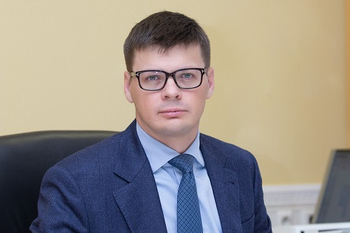 Первый замглавы Минприроды, выпускник УрГЮУ Денис Храмов, покидает свой пост