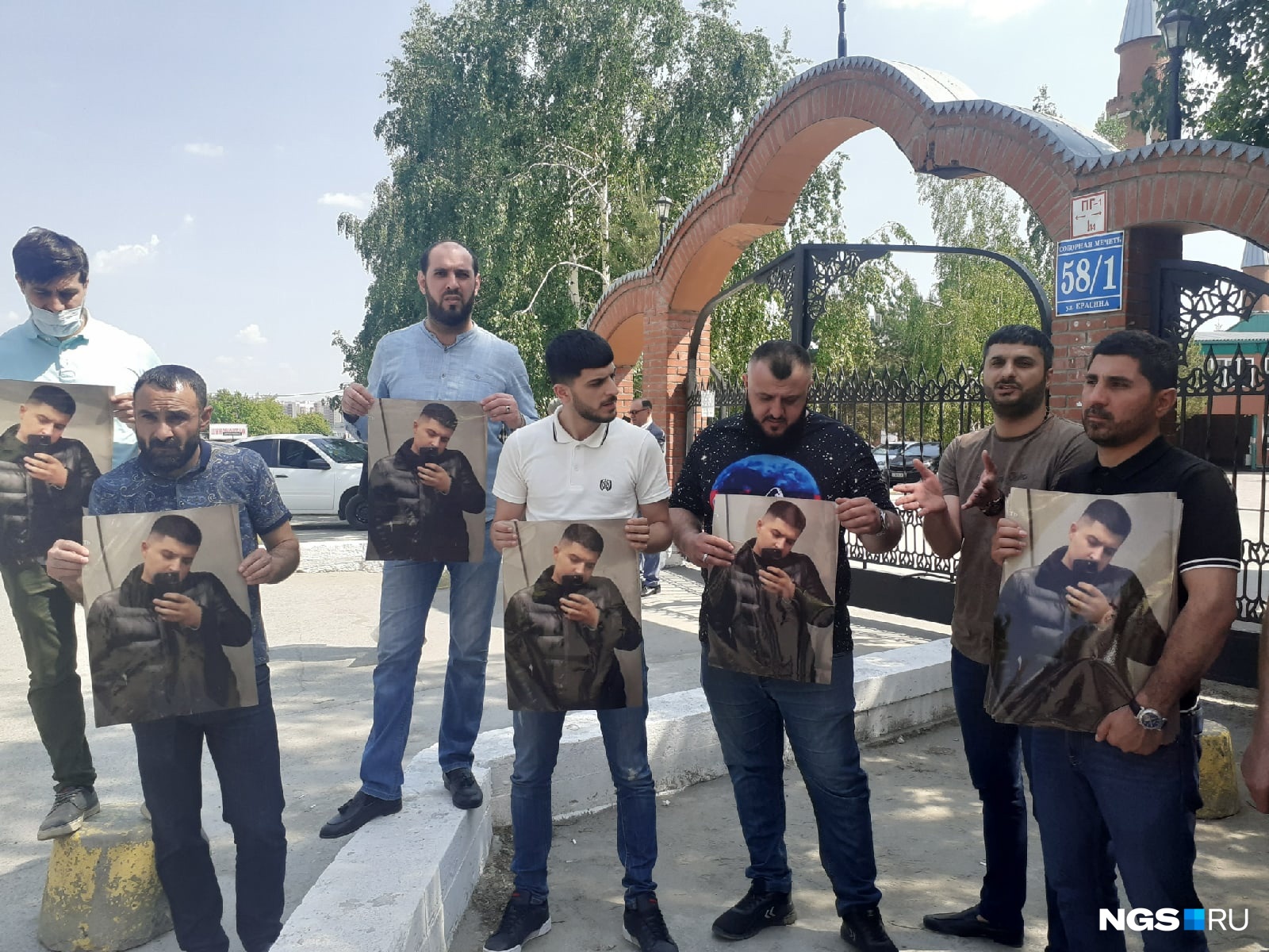 Представители азербайджанской диаспоры простились с погибшим Векилом Абдуллаевым