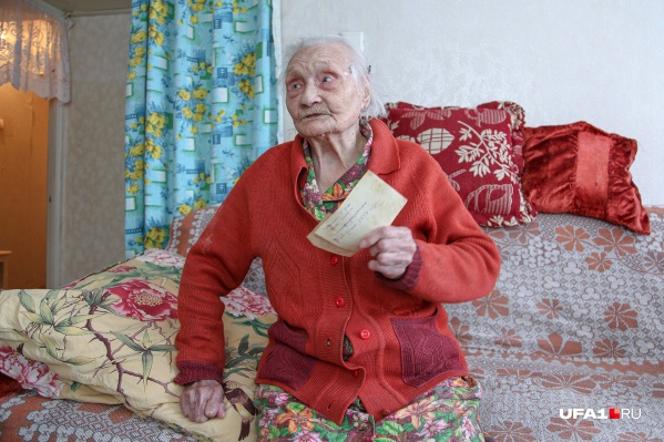 Баба Таня сейчас живет спокойной, размеренной жизнью Баба Таня сейчас живет спокойной, размеренной жизнью