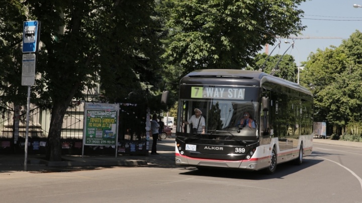 Власти Краснодара рассказали, почему на линию до сих пор не вышли новые троллейбусы