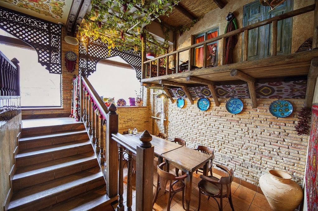 В Екатеринбурге после года простоя открылся ресторан узбекской кухни «Нигора»