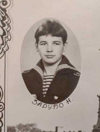 фотография из выпускного альбома 62 класса ЛНВМУ, 1985 год /предоставлено Сергеем Зелениным