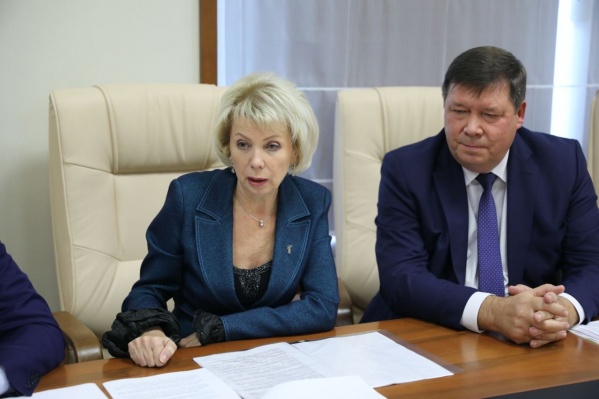 Детский омбудсмен Анна Кузнецова поддержала предложения ярославского депутата Ларисы Ушаковой Детский омбудсмен Анна Кузнецова поддержала предложения ярославского депутата Ларисы Ушаковой