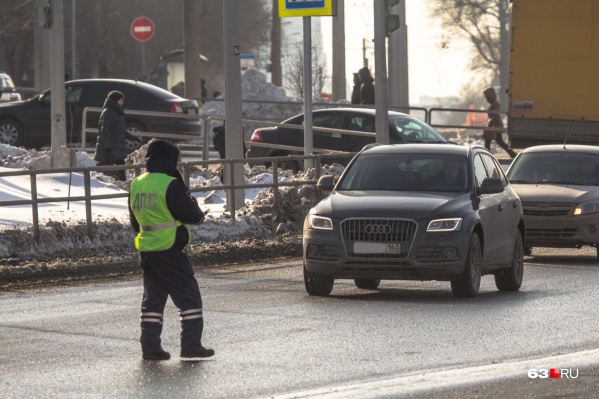 На проезжие части отправят даже тех, в чьи обязанности не входит патрулирование дорог На проезжие части отправят даже тех, в чьи обязанности не входит патрулирование дорог