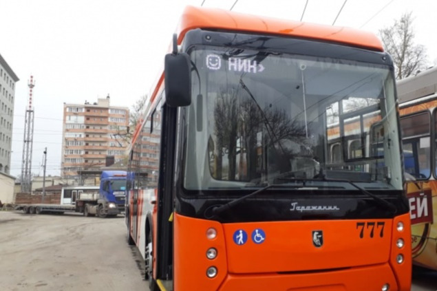 Новые троллейбусы оснащены кондиционерами, USB-зарядками
