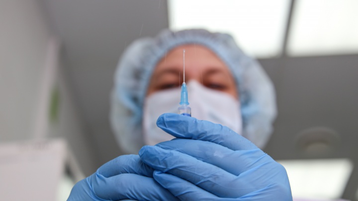 Отказаться от вакцины — себе дороже: сколько денег надо на месячный запас ПЦР-тестов в Уфе