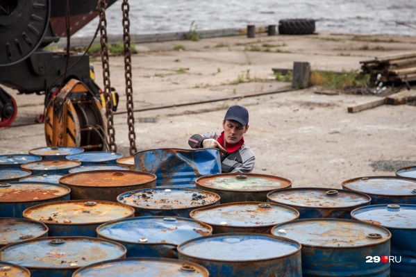 Мировой пик спроса на нефть ожидается <nobr class="_">к 2035 году</nobr>. После этого спрос на нефть либо упадет, либо стабилизируется Мировой пик спроса на нефть ожидается <nobr class="_">к 2035 году</nobr>. После этого спрос на нефть либо упадет, либо стабилизируется