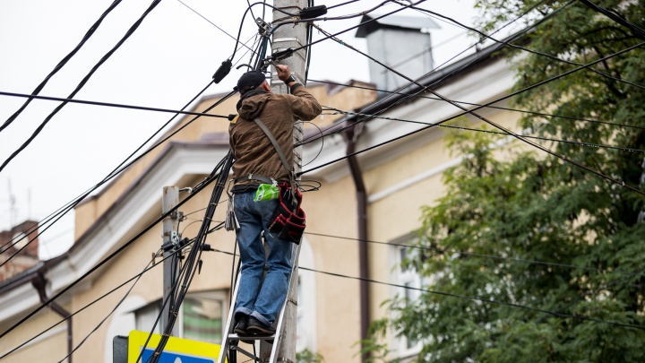 Отключения электричества затронут сотни домов в Ростове: публикуем график