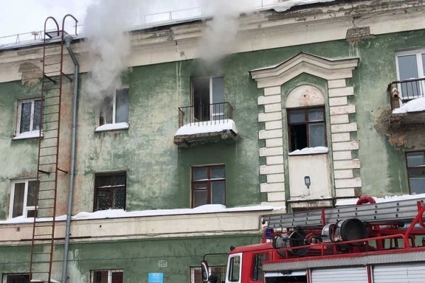Пожар произошел на третьем этаже Пожар произошел на третьем этаже
