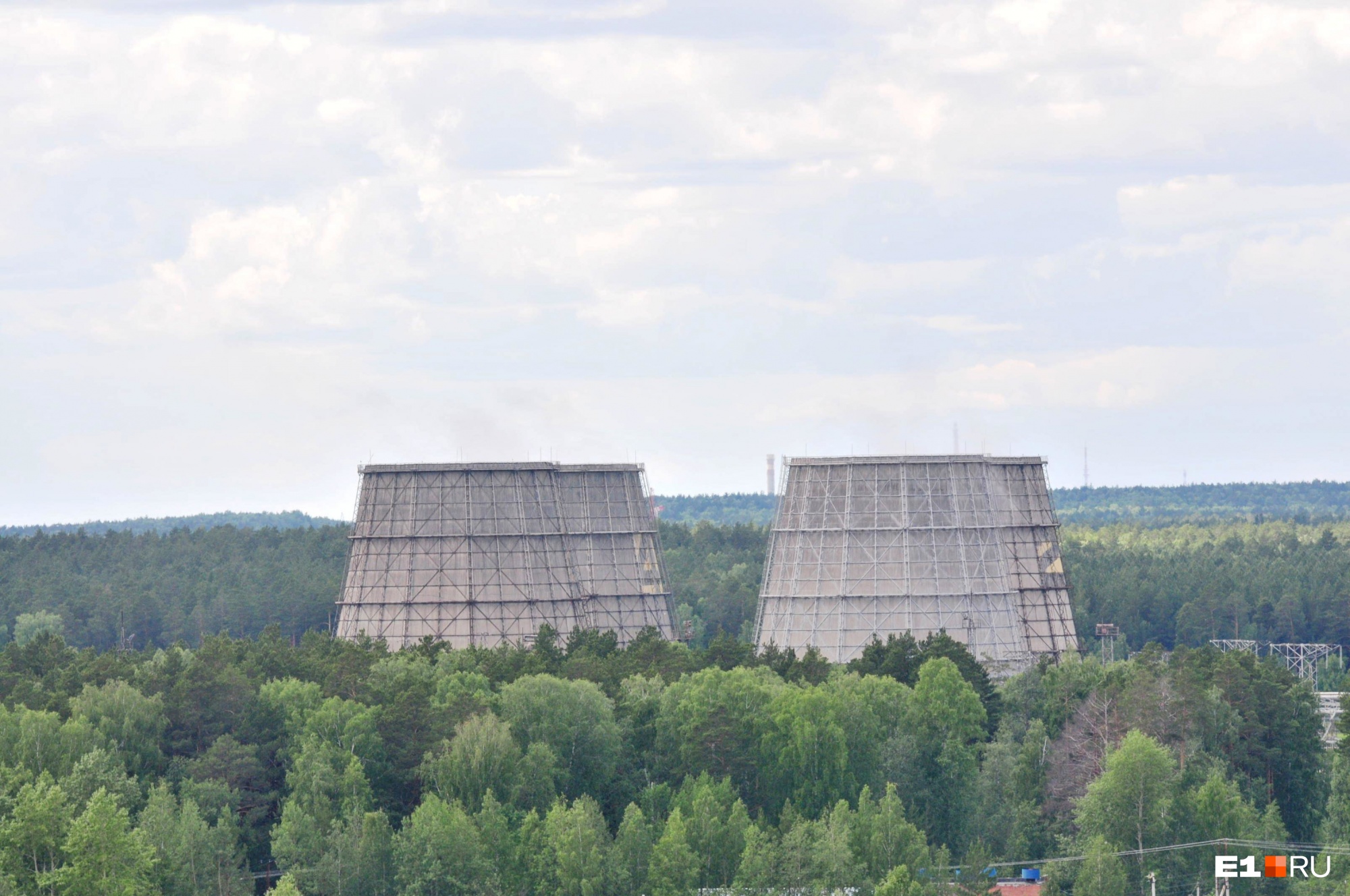В Екатеринбурге остановится крупнейшая ТЭЦ: какие районы рискуют остаться без горячей воды