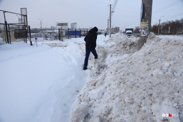 В январе Самара <a href="https://63.ru/text/gorod/2021/01/11/69687251/" target="_blank" class="_">превратилась</a> в город-сугроб В январе Самара <a href="https://63.ru/text/gorod/2021/01/11/69687251/" target="_blank" class="_">превратилась</a> в город-сугроб