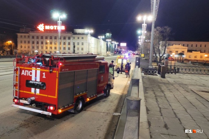 На месте все спецслужбы На месте все спецслужбы