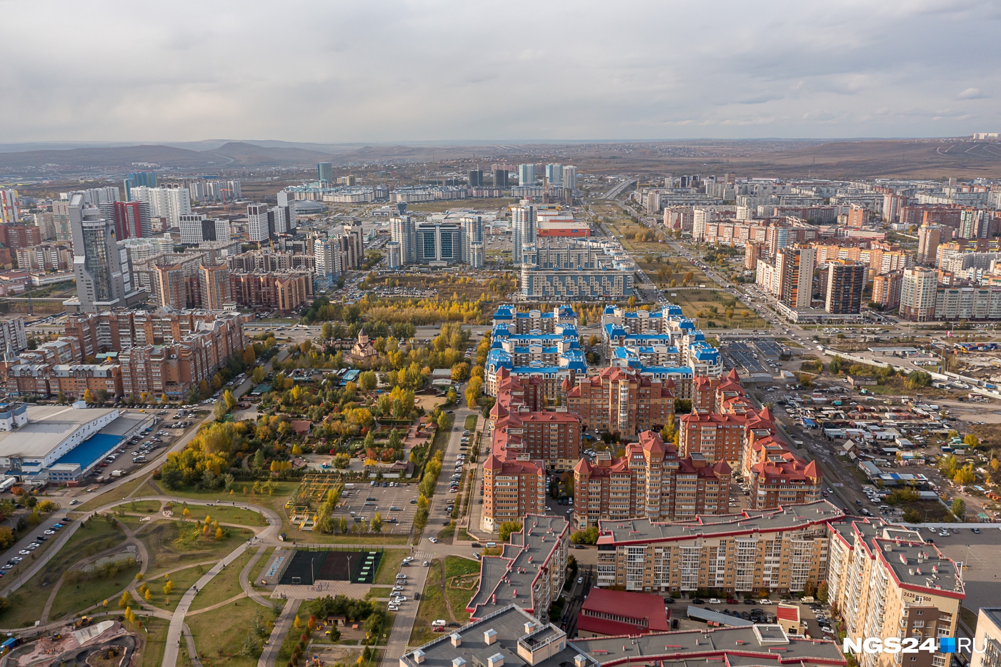На обеих территориях, рассматриваемых нами, можно найти квартиры по 22–25 миллионов рублей
