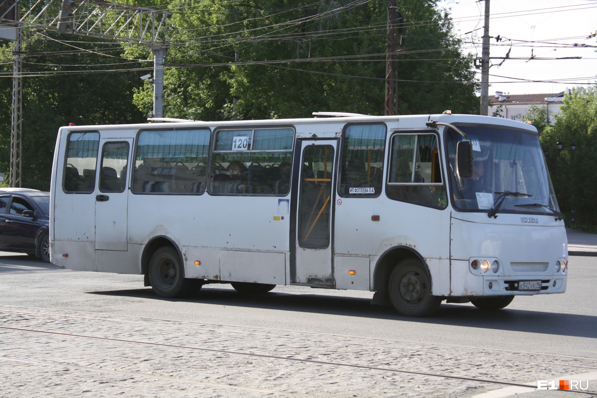 После открытия моста автобусы из Березовского вновь поехали в Екатеринбург короткой дорогой