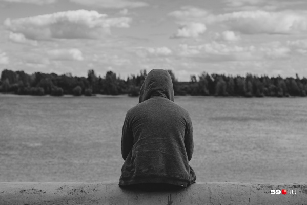 Активисты напомнили Игорю Сапко, что подростки нередко становятся жертвами насилия, а потому нуждаются в помощи Активисты напомнили Игорю Сапко, что подростки нередко становятся жертвами насилия, а потому нуждаются в помощи