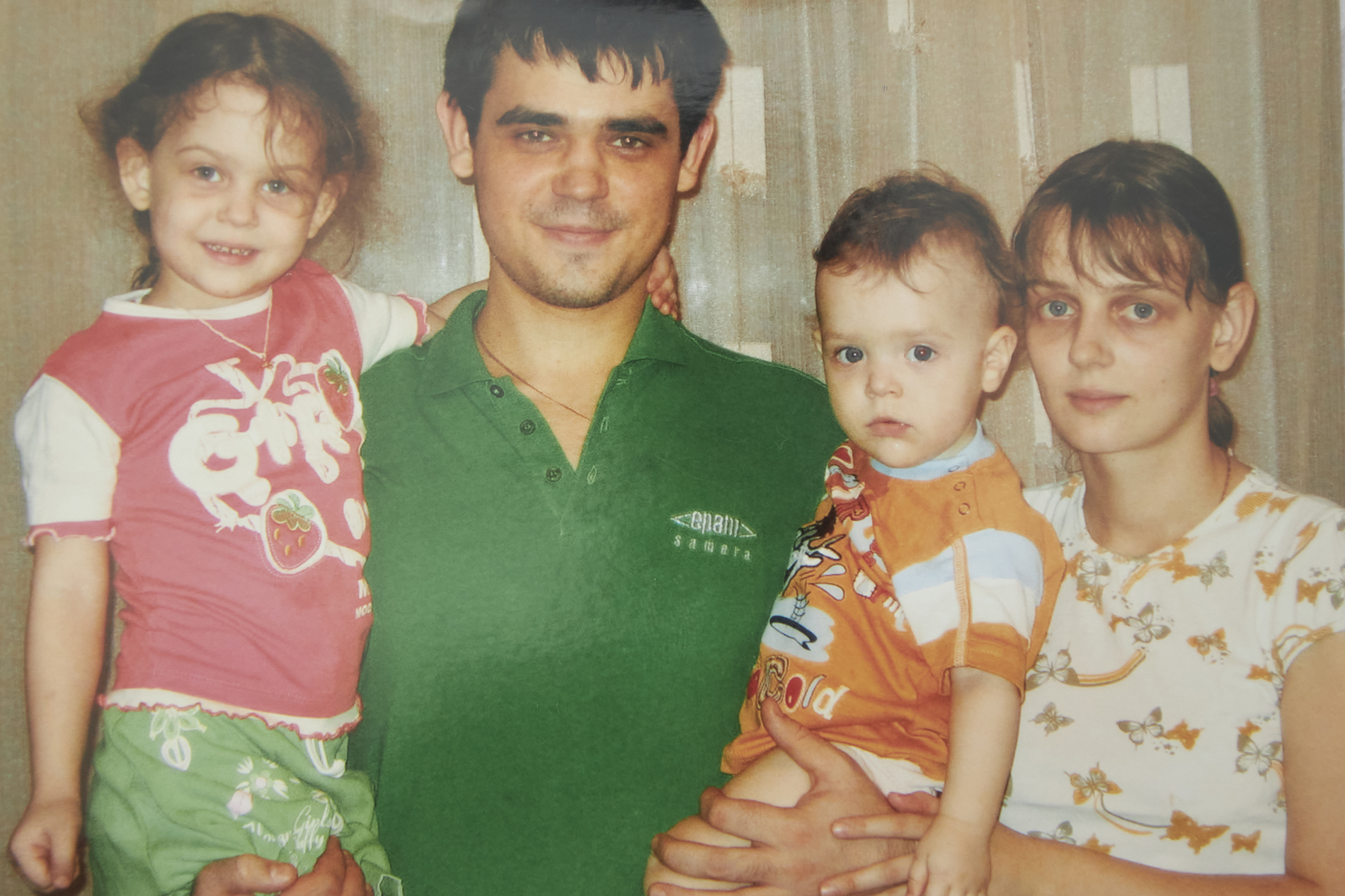 Это фото 2009 года. Тогда у Марии и Василия было двое детей: Насте — четыре года, маленькому Васе — два Это фото 2009 года. Тогда у Марии и Василия было двое детей: Насте — четыре года, маленькому Васе — два