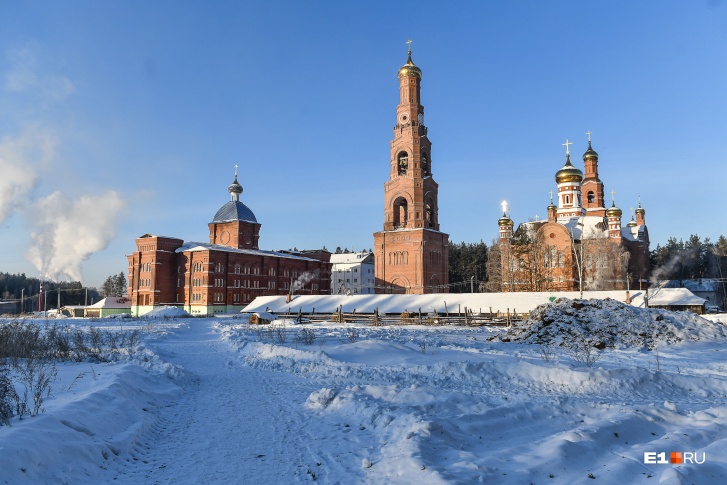 Екатеринбургская епархия выиграла суд, который признал, что один храм в Среднеуральском монастыре принадлежит митрополии