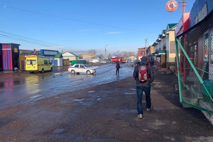 Дорогу перегородили Дорогу перегородили