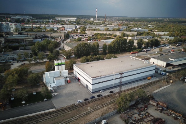 Топ-менеджмент предприятия планирует организовать сбыт своей продукции в разных регионах России Топ-менеджмент предприятия планирует организовать сбыт своей продукции в разных регионах России