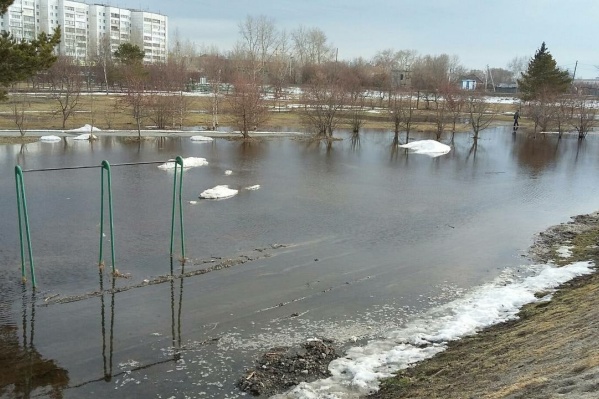 Нынешней весной улицы и городские пространства активно топит Нынешней весной улицы и городские пространства активно топит