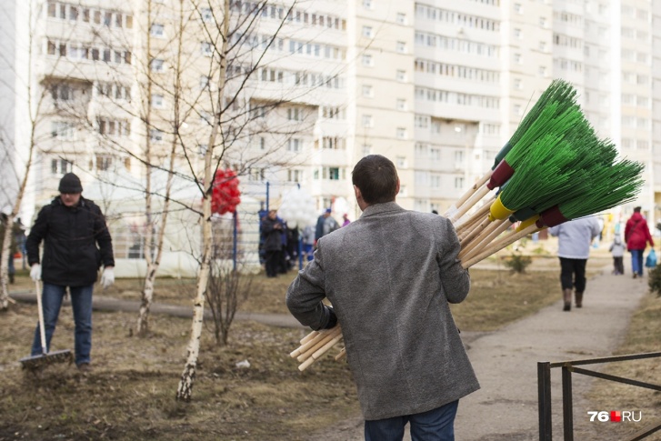 Люди не хотят убирать свой город Люди не хотят убирать свой город