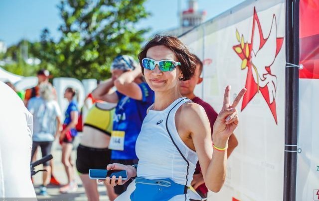 Мать двоих детей и сварщик из Волгограда выиграла чемпионат России по бегу в Костроме