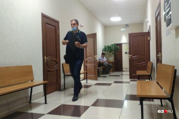 Михаил Бурцев своей вины не признаёт Михаил Бурцев своей вины не признаёт