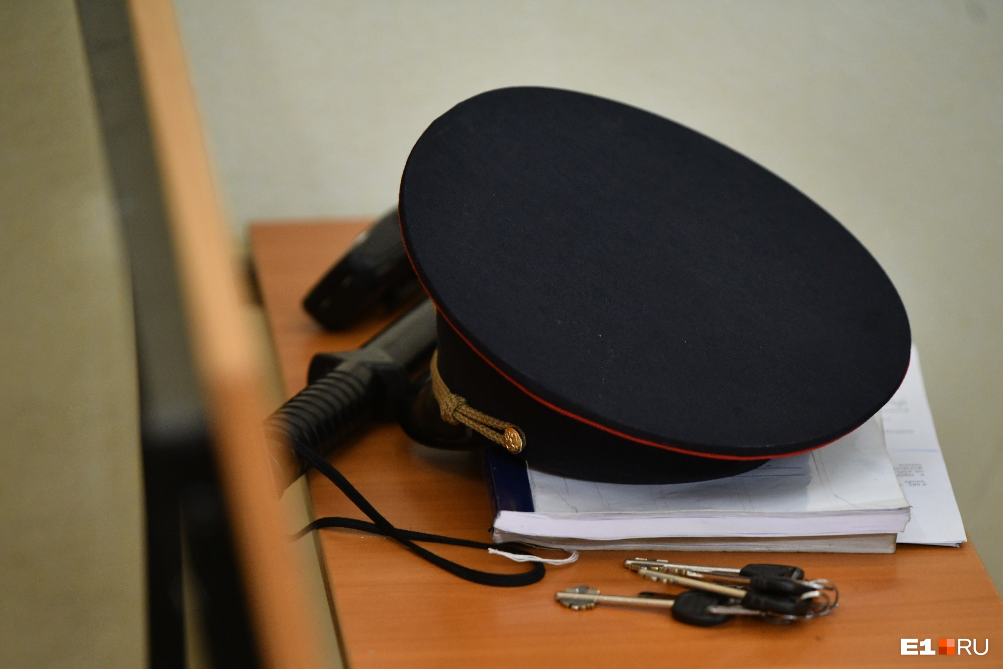 Глава СКР Бастрыкин поручил выяснить, как обвиняемого в изнасиловании 12-летней девочки взяли в органы