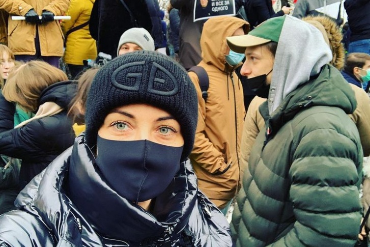 Ранее Юлия публиковала фото с акции в поддержку ее мужа