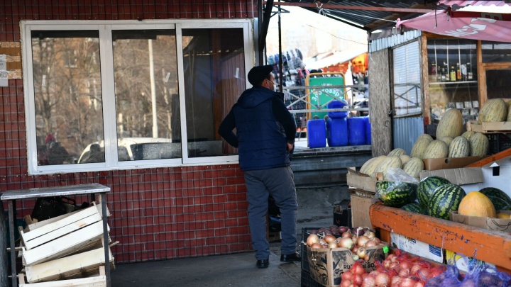 Массовое отравление метанолом в Екатеринбурге расследуют те же следователи, что работали в Оренбурге