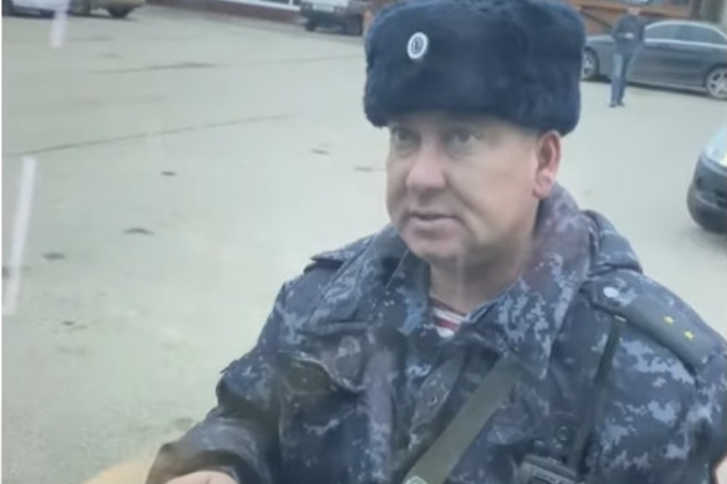 По словам артистов, росгвардейцы устроили за ними слежку По словам артистов, росгвардейцы устроили за ними слежку