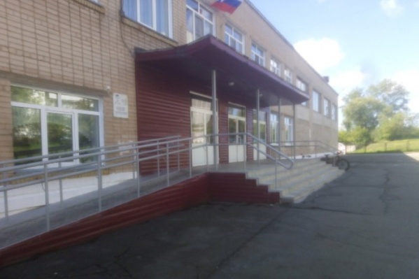 Ковид подтвердили у второклассницы Образовательного центра <nobr class="_">№ 1</nobr> на Молодогвардейцев 56Б Ковид подтвердили у второклассницы Образовательного центра <nobr class="_">№ 1</nobr> на Молодогвардейцев 56Б