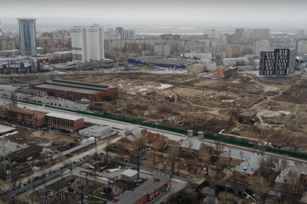 Вот так сейчас выглядит территория некогда успешного предприятия Вот так сейчас выглядит территория некогда успешного предприятия