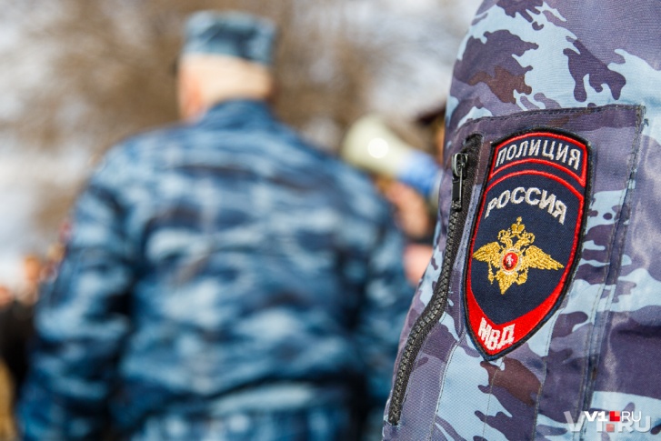 Мужчину задержали полицейские. Возбуждено уголовное дело Мужчину задержали полицейские. Возбуждено уголовное дело