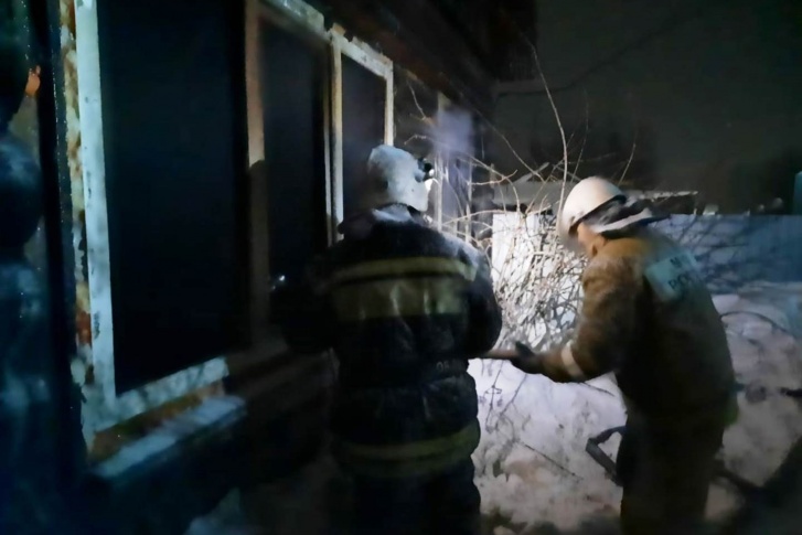 Пожар потушили за три часа Пожар потушили за три часа