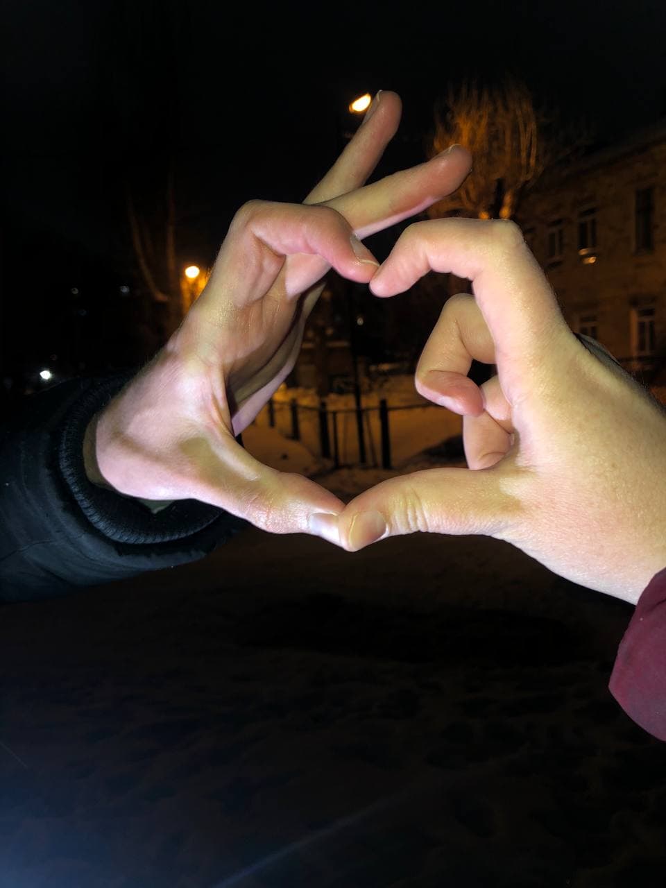 Акция, по словам организаторов, стартовала в 20:00. Ладо Кецховели Акция, по словам организаторов, стартовала в 20:00. Ладо Кецховели 