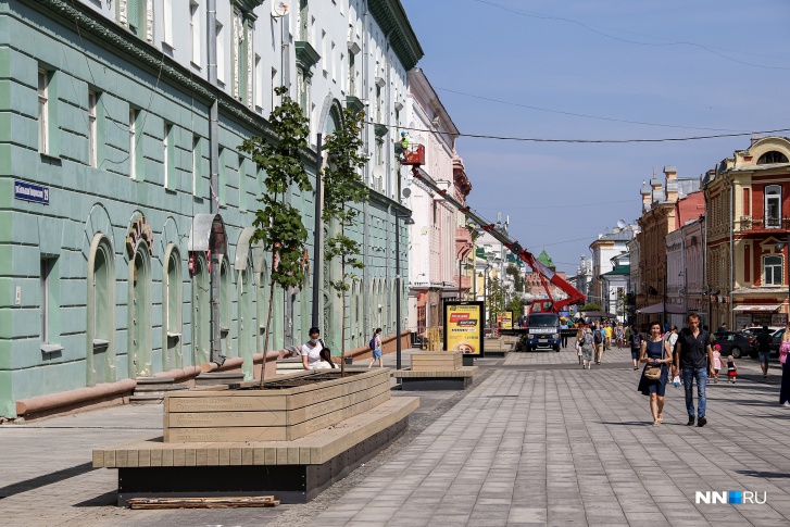 Деревьям на Покровке теперь предстоит расти в таких клумбах Деревьям на Покровке теперь предстоит расти в таких клумбах