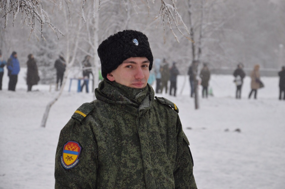 Руководит кибердружиной челябинец Андрей Замятин. По уставу организации цель интернет-казаков — «создание и поддержка комфортной и безопасной среды в сети Интернет» Руководит кибердружиной челябинец Андрей Замятин. По уставу организации цель интернет-казаков — «создание и поддержка комфортной и безопасной среды в сети Интернет»