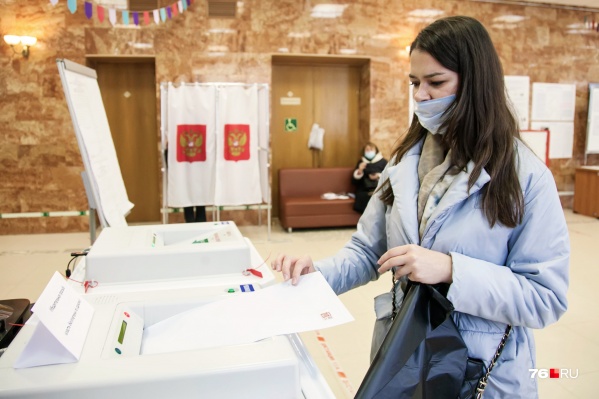 Итоги обычного голосования начали появляться быстрее, чем электронного Итоги обычного голосования начали появляться быстрее, чем электронного
