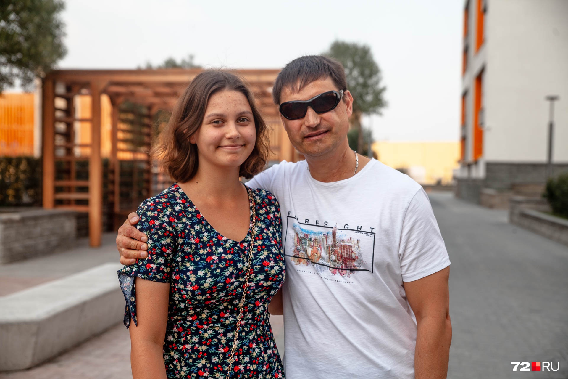 В последний раз Олег видел дочку, когда ей было десять. Сейчас Маше уже 21, она учится в медицинском университете