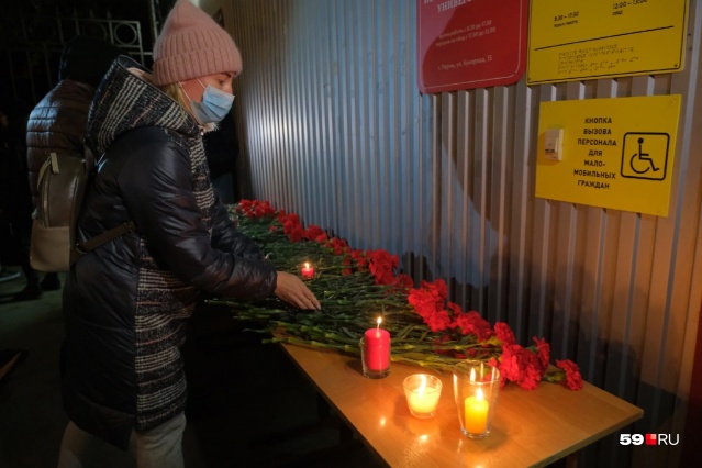 «Дело, конечно, не в охране»: директор новосибирского колледжа о причинах стрельбы в Перми