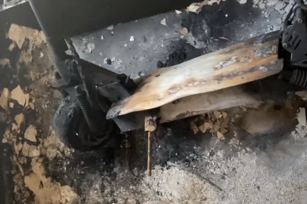 Это всё, что осталось от самоката Это всё, что осталось от самоката