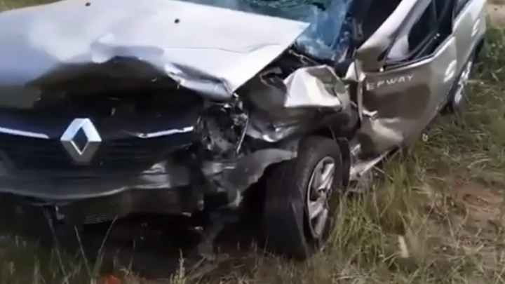 В Башкирии произошло ДТП с участием «Лады-Калины» и Renault Sandero Stepway, один человек погиб