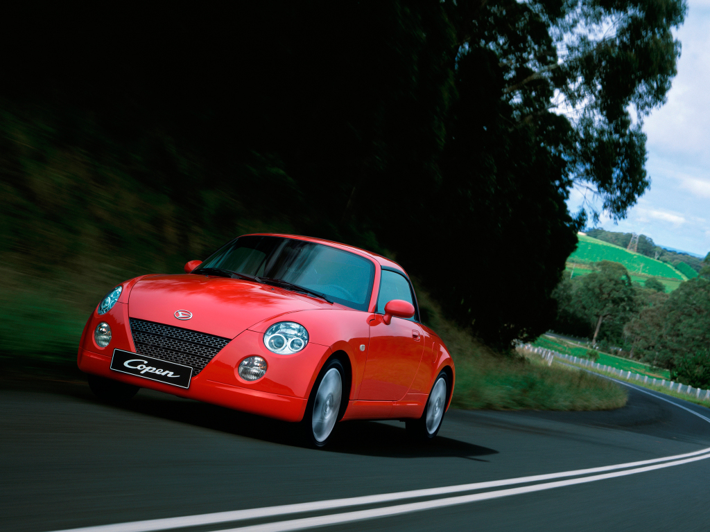 Daihatsu Copen очень забавен внешне Daihatsu Copen очень забавен внешне