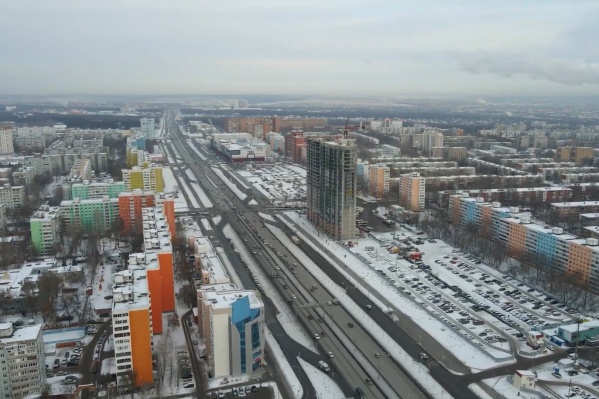 На месте парковки построят высотные дома На месте парковки построят высотные дома