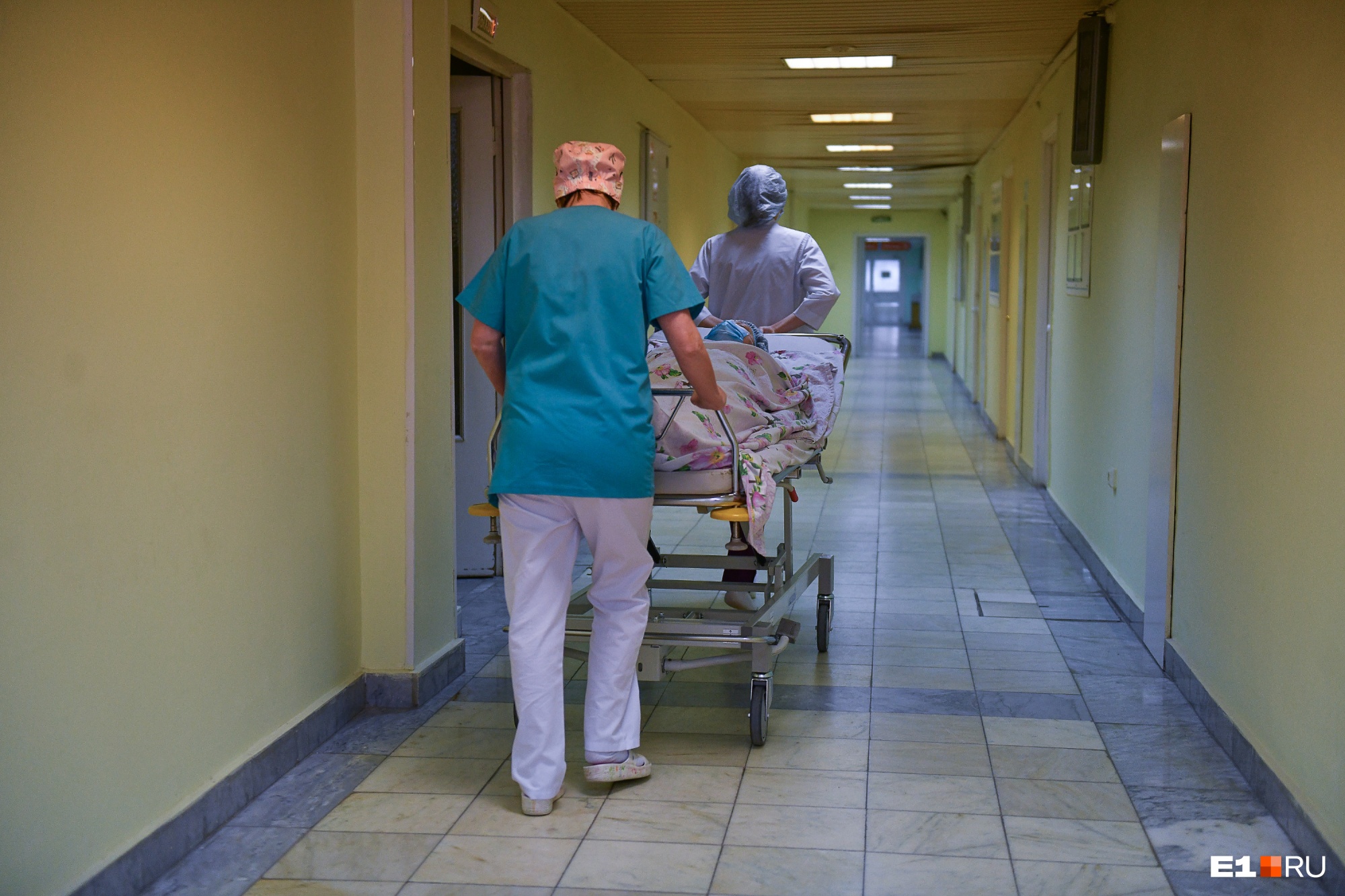 В Екатеринбурге пациент начал терять память после прививки от ковида